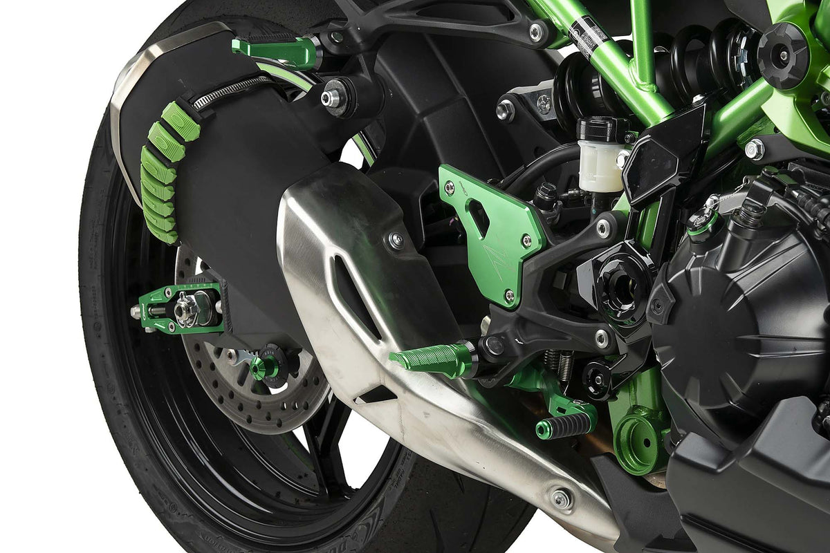 PUIG BATTITACCO KAWASAKI Z900 23-24 VERDE