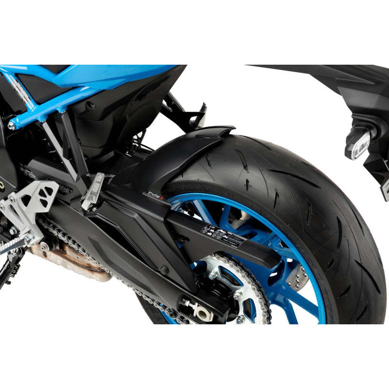 PUIG PARAFANGO POSTERIORE PER SUZUKI GSX-8S 23-25 NERO OPACO