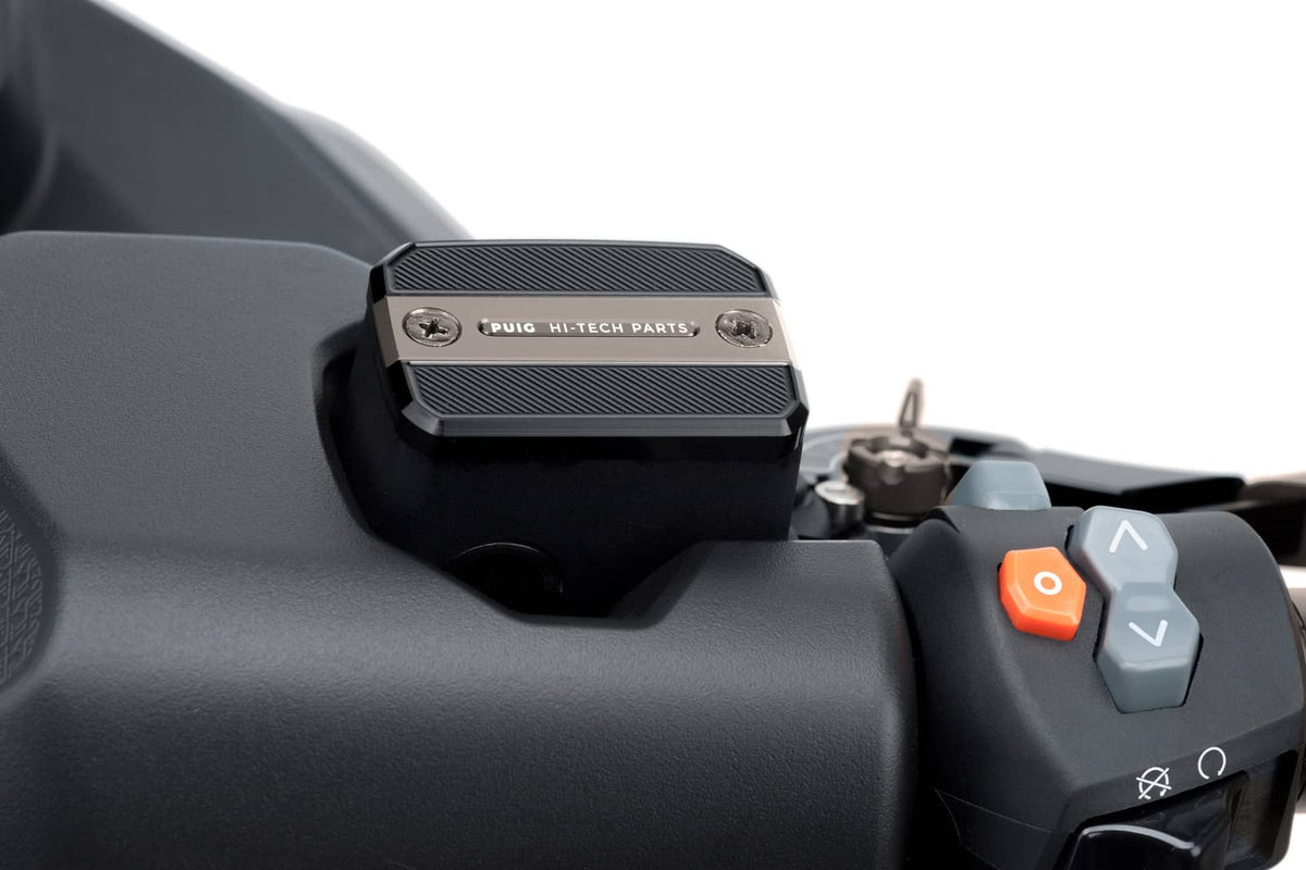 PUIG TAPPO SERBATOIO ANTERIORE PER FLUIDO FRENO PER DUCATI MONSTER 821 DARK 14-16 SILVER
